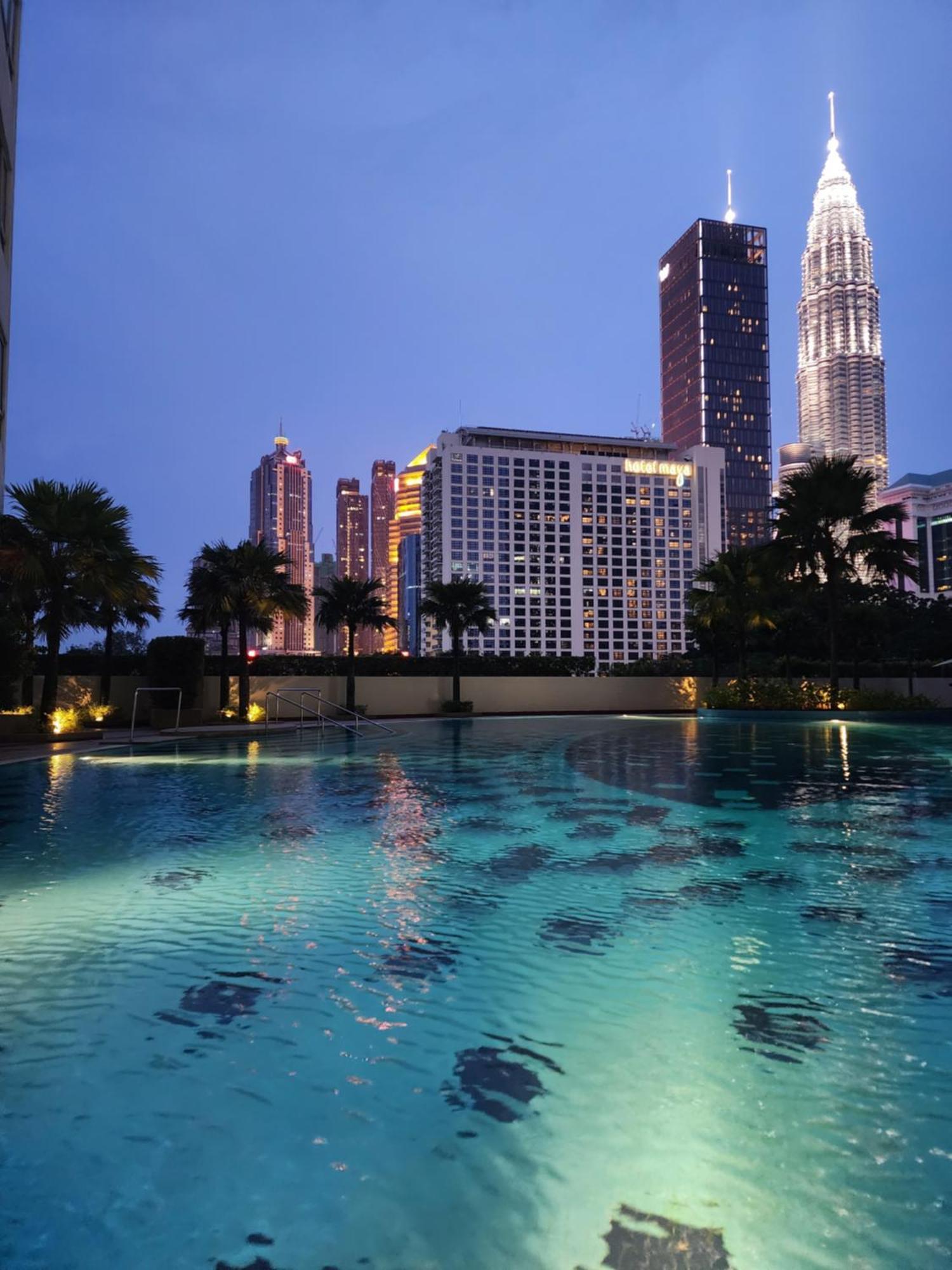 Pangsapuri 4r2b Crest Residences Walk To Klcc Jln Alor Train 2station To Bukitbintang Water Machine