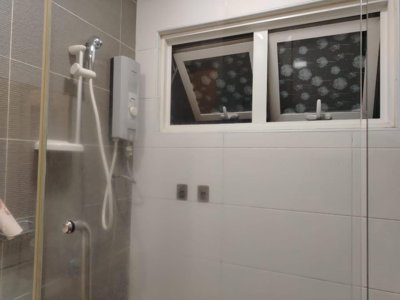 4r2b Crest Residences Walk To Klcc Jln Alor Train 2station To Bukitbintang Water Machine *