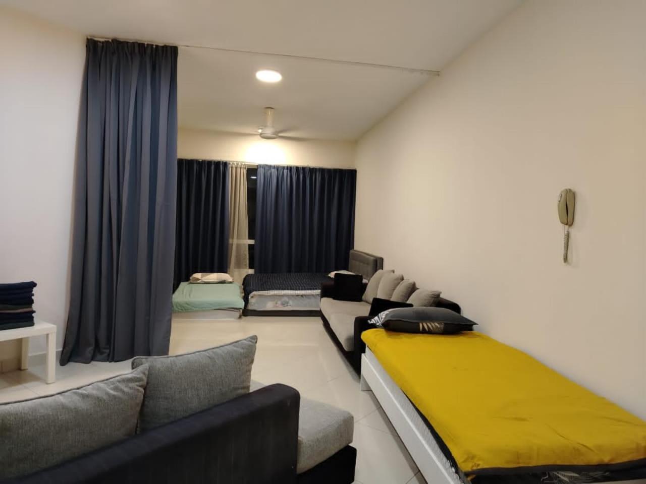 4r2b Crest Residences Walk To Klcc Jln Alor Train 2station To Bukitbintang Water Machine * Kuala Lumpur